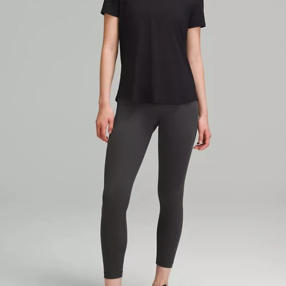 Wunder Train High-Rise Tight  Size 4 - Picture 2 of 11